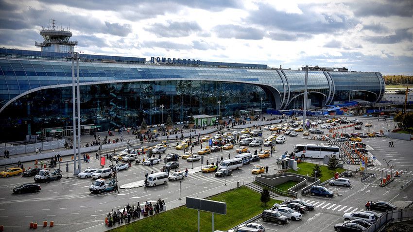  Seorang Pria Mengaku Bawa Bom di Bandara Internasional Moskow