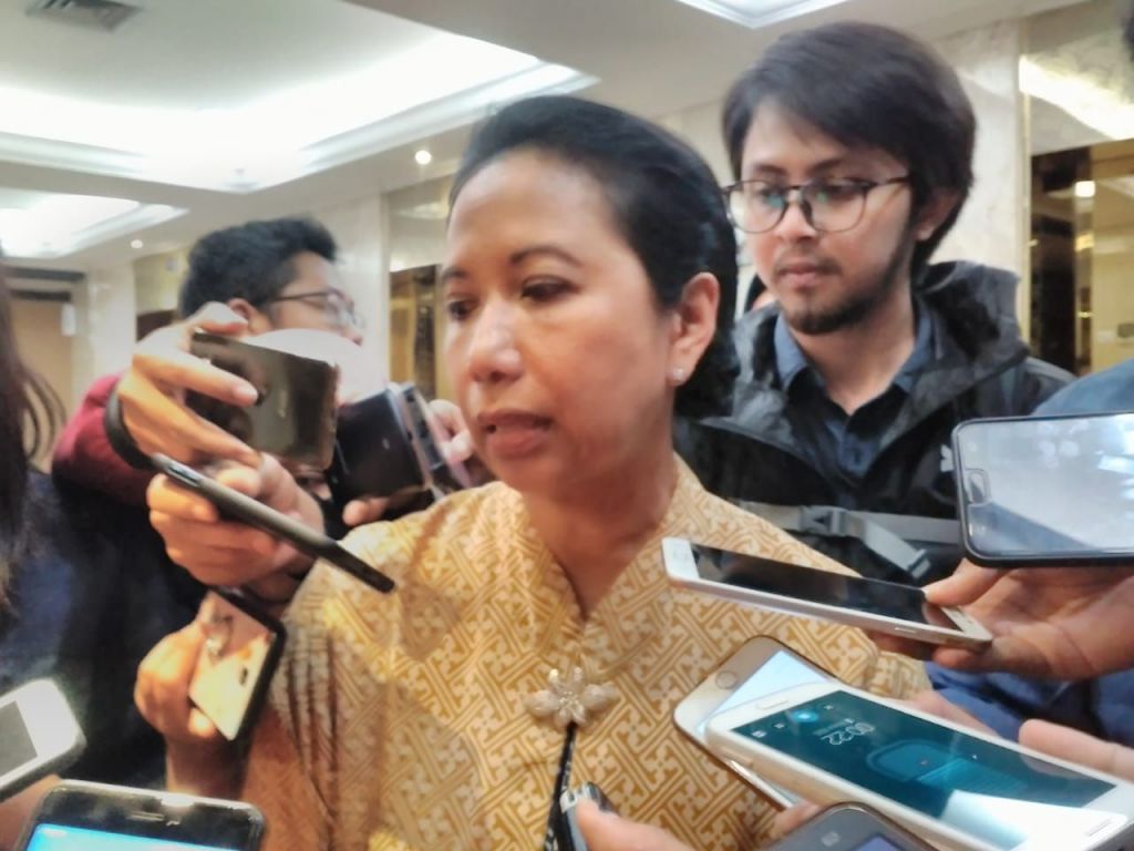 Menteri Rini Janjikan Listrik di Palu Segera Menyala