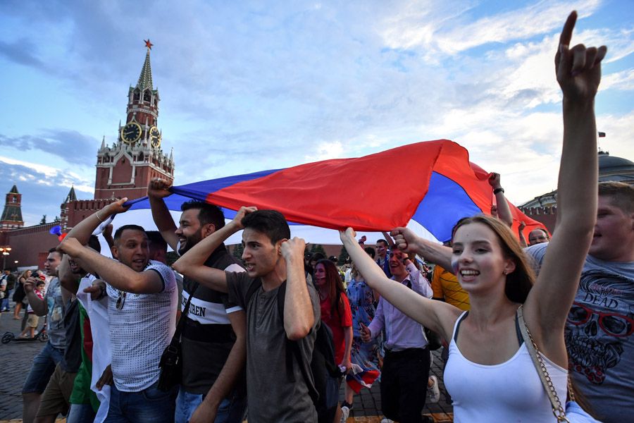Makin Pede, Suporter Rusia Yakin Timnya Bisa Atasi Kroasia