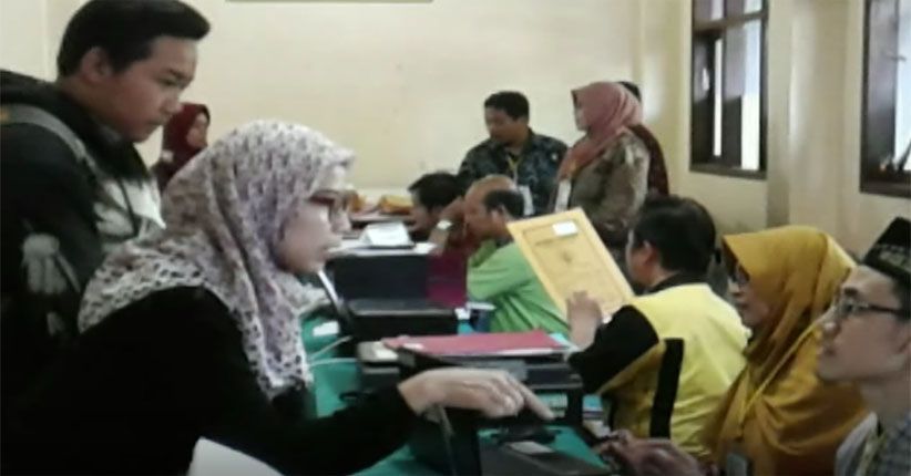 Diancam Dianulir, Ratusan Wali Murid di Banyumas Tarik SKTM untuk PPDB