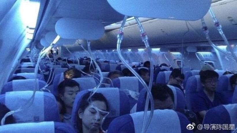 Asisten Pilot Merokok di Kokpit, Pesawat Air China Nyaris Celaka
