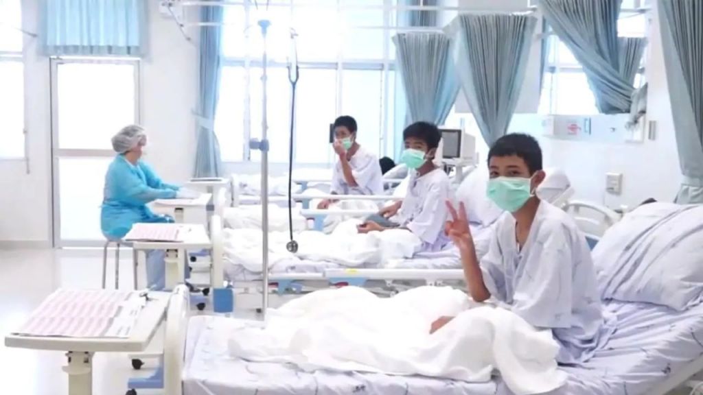 Ini Alasan 12 Remaja Thailand Dikeluarkan dari Gua dengan Dibius Total
