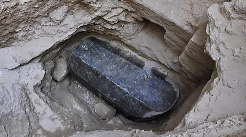 Peti Mati Misterius dari Zaman Firaun yang Bikin Heboh Akhirnya Dibuka