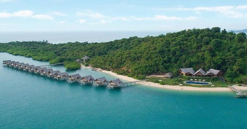 Cantiknya Pantai Telunas di Pulau Sugi, Mirip Maldives ala Kepri
