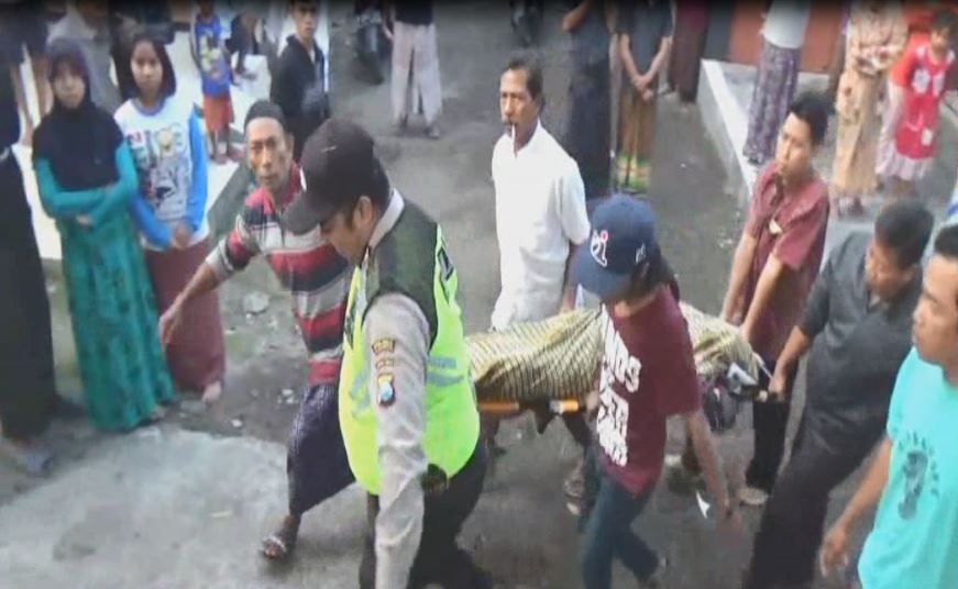 Diduga Mabuk, Warga Pasuruan Ini Tabrak Pohon dan Tewas di Tempat