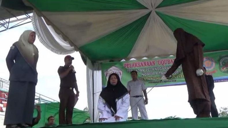 4 Warga Aceh Dicambuk karena Langgar Syariat Islam, 1 Umat Non-Muslim