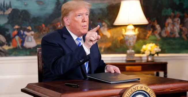 Tepat Pukul 11.31 WIB, Trump Kembali Jatuhkan Sanksi ke Iran