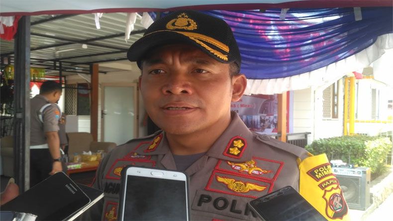 Seorang Warga di Timika Cabut dan Buang Bendera Merah Putih ke Sungai