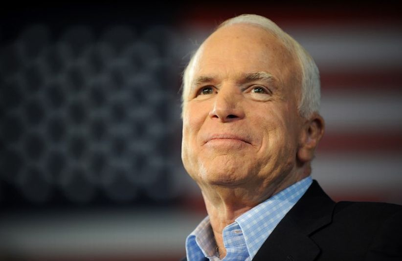 Kisah Pesawat John McCain Ditembak Jatuh Tentara Vietnam
