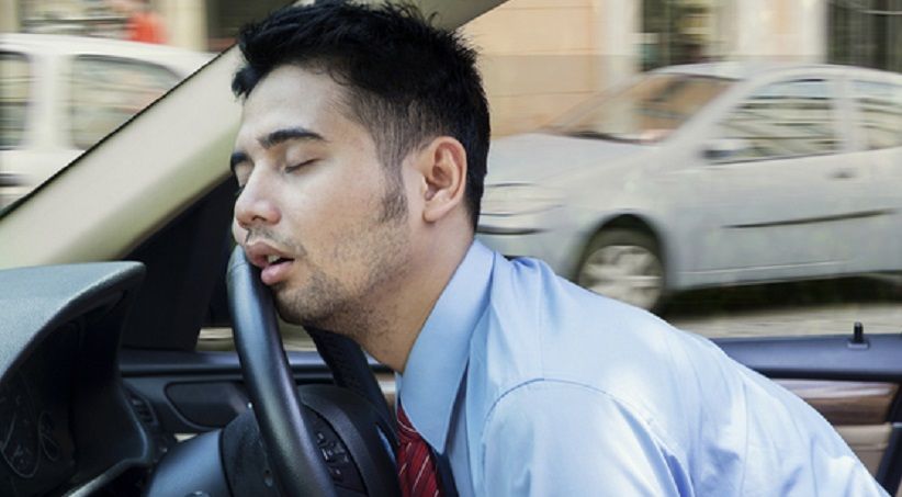Diserang Ngantuk Berat saat Mengemudi, Ini yang Harus Anda Lakukan