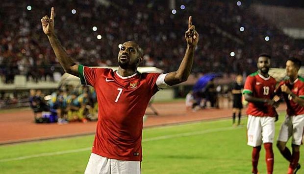 Breaking News: Boaz Solossa Resmi Gabung Borneo FC