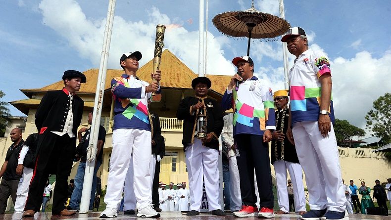 Pawai Obor Asian Para Games 2018 Gelorakan Kesetaraan Disabilitas 