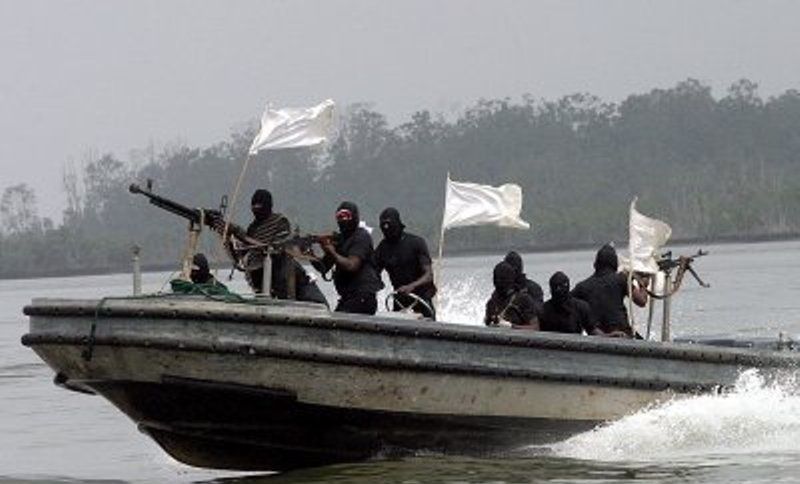 Bajak Laut Menebar Teror di Kepulauan Karimata, Nelayan Ditodong Senjata Api dan Dirampas