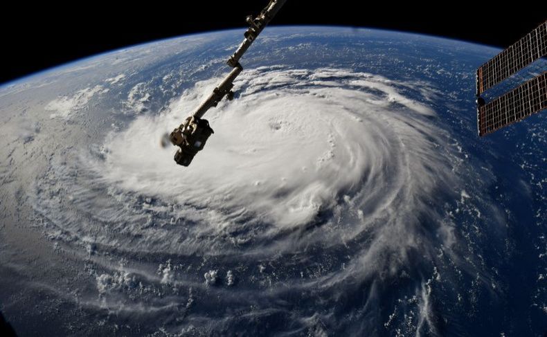 Tiupan Angin Badai Florence 220 Km/Jam, 1 Juta Warga AS Mengungsi