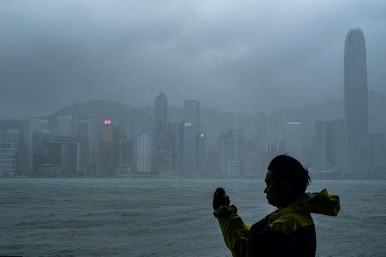 Badai Mangkhut Hantam China, 2 Orang Tewas dan 2 Juta Warga Dievakuasi