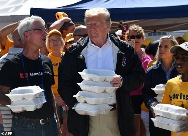Korban Tewas 37 Orang, Trump Kunjungi Wilayah Terdampak Badai Florence