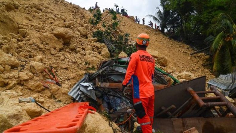 Tertimbun Tanah Longsor di Filipina, Korban Minta Tolong lewat SMS
