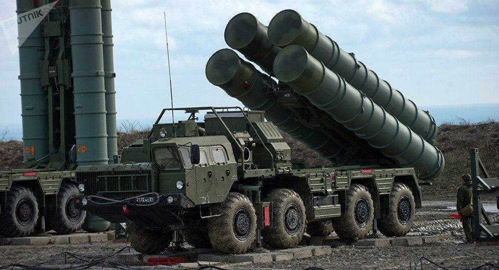  Rusia Mulai Kirim Sistem Rudal Antipesawat S-400 ke Turki