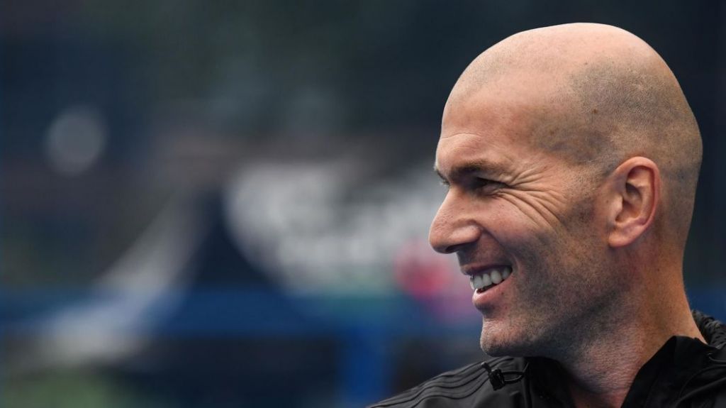Zidane Dikaitkan dengan MU, Agen: Tak Cocok Latih Klub Inggris