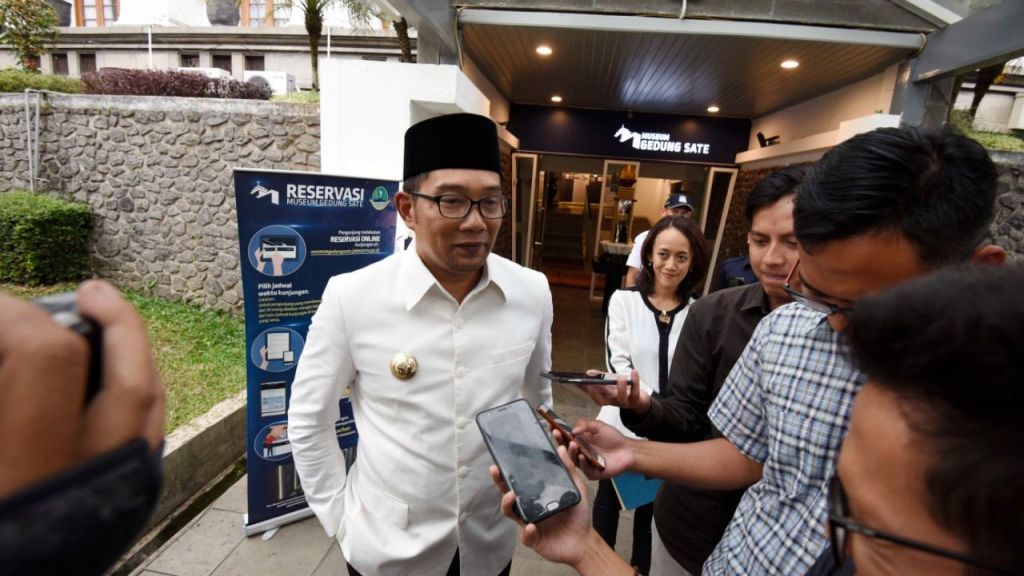 Mohon Hujan Tiba, Emil Ajak Warga Salat Istisqa di Lapangan Gasibu