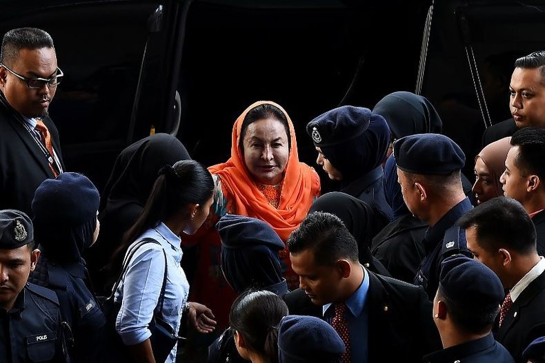 Kena 17 Dakwaan Pencucian Uang, Istri Najib Razak Ngaku Tak Bersalah