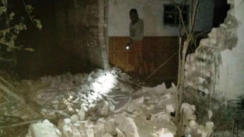 210 Rumah Warga di Pulau Sapudi Madura Rusak akibat Gempa 6,4 SR