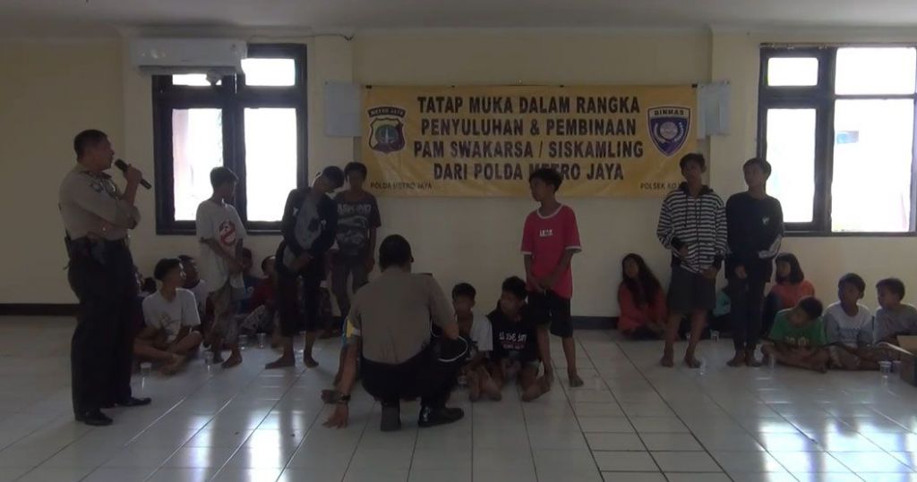 Mabuk Lem, 25 Bocah Laki-Laki dan Perempuan Digiring ke Polsek Koja