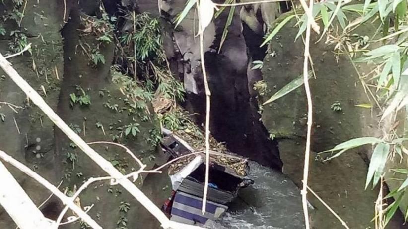 Mobil Honda CRV Masuk Jurang 100 Meter, 1 Penumpang Tewas