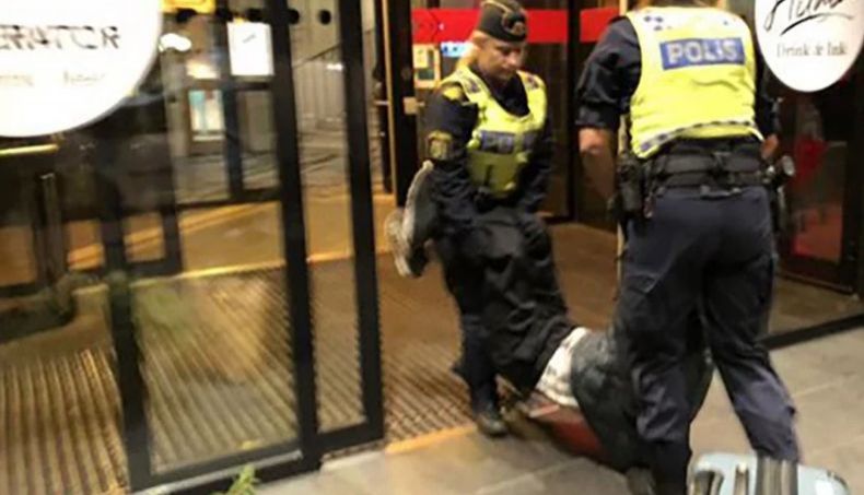 China Geram Swedia Tak Proses Hukum Stasiun TV yang Menghina Turisnya