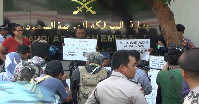 Khashoggi Diduga Dibunuh, Wartawan Geruduk Kedubes Saudi di Jakarta
