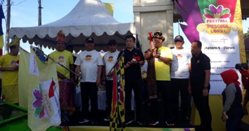 Lepas Peserta Karnaval Budaya, Dzulmi Eldin Puji Festival Pesona Lokal