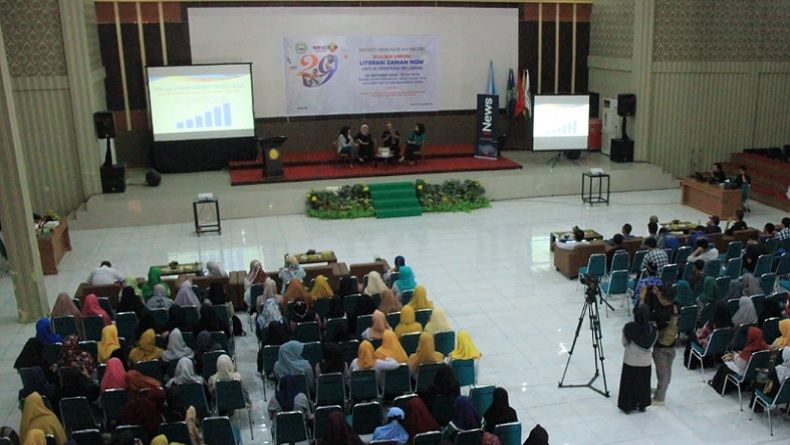 Literasi di UIM Makassar: Investasi lewat Gadget, Kenapa Tidak?