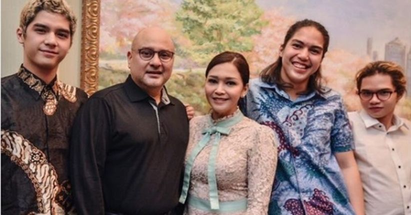 Maia Estianty & Irwan Mussry Dirumorkan Bakal Gelar Resepsi di GBK?