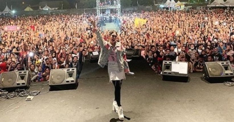 Geram dengan Cuitan Jerinx SID, Via Vallen: Hargailah Perempuan