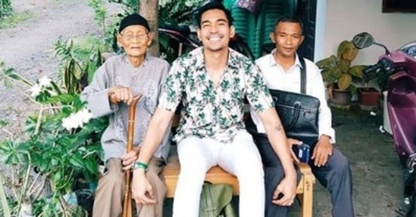 Robby Purba Beri Hadiah untuk Guru yang Dibully oleh Murid