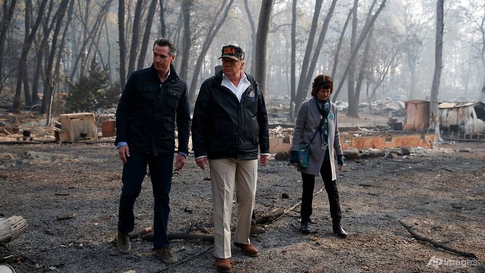 Tinjau Lokasi Kebakaran California, Trump: Ini Sangat Menyedihkan