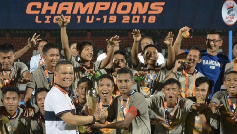 Gomez pertimbangkan boyong pemain Persib u-19 untuk Piala Indonesia