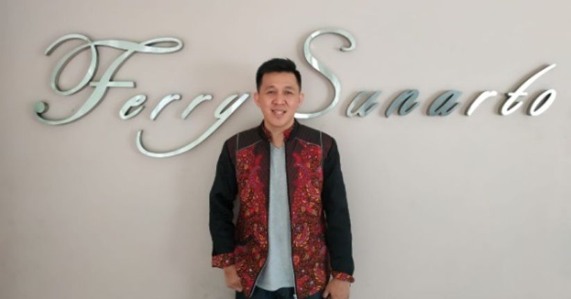 Kisah Ferry Sunarto dari Ready to Wear hingga Menduniakan Kebaya