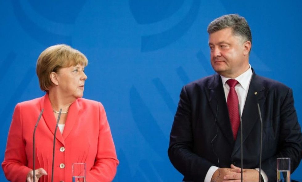 Demi Tekan Rusia, Ukraina Minta NATO Kirim Kapal Perang ke Laut Azov