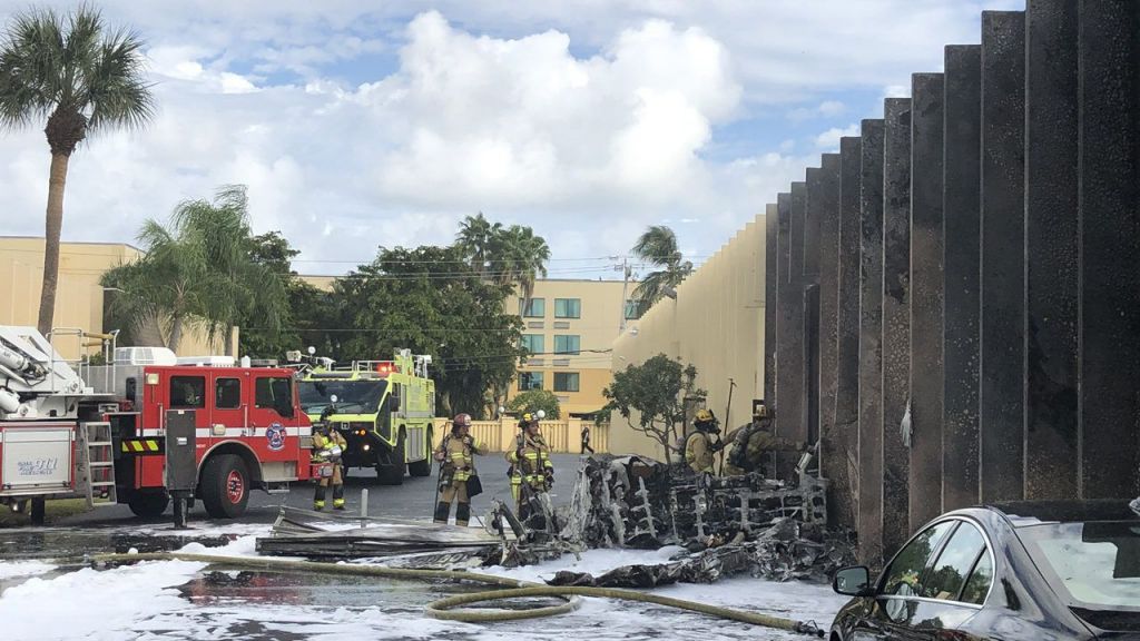 Pesawat Tabrak Pusat Terapi Autisme di Florida AS, 2 Orang Tewas