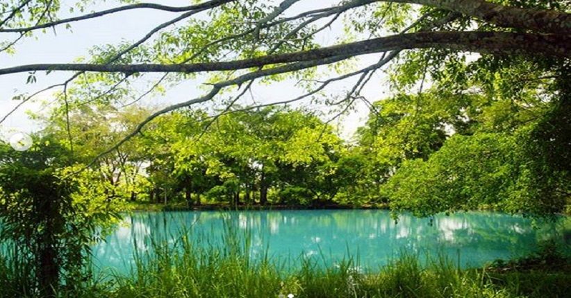Menikmati Air Panas di Danau Linting Medan, Tak Kalah Indah dari Toba
