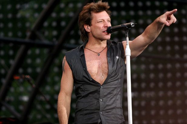 Bintang Rock Bon Jovi Dukung Korban Pedofil saat Konser di Australia