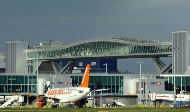 Drone Misterius Masih Muncul di Bandara London, Militer Turun Tangan