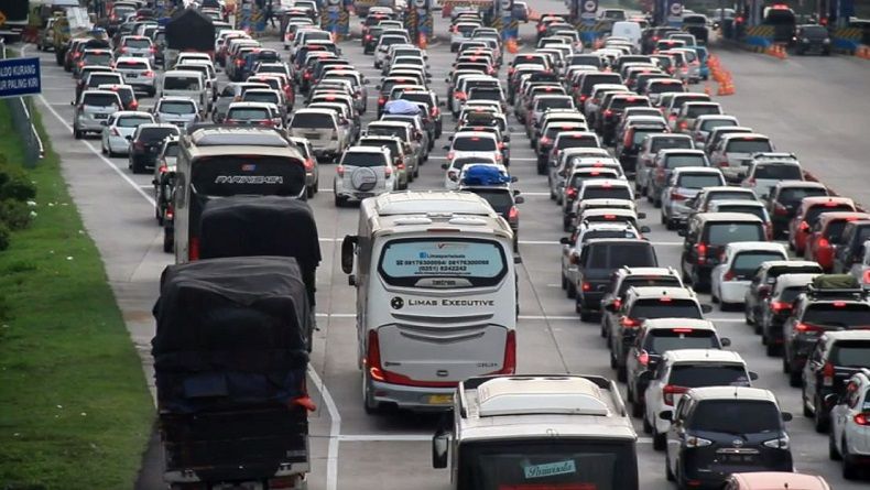 Sabtu-Minggu Puncak Arus Mudik di Tol Cipali, Cikampek, dan Cipularang