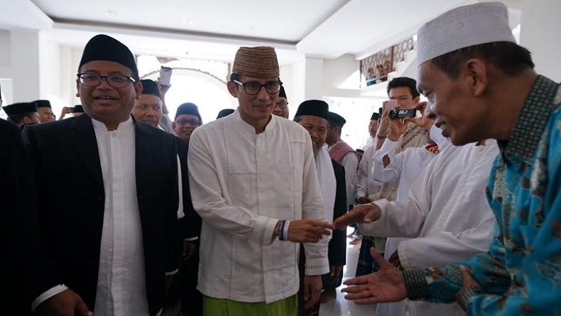 Sandi Minta Santri Milenial Tak Jadi Politisi karena Menguras Kantong