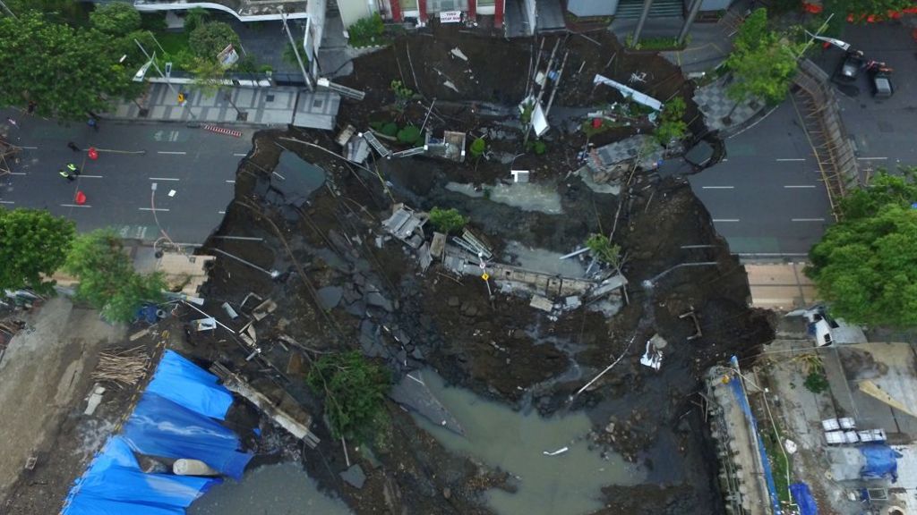 Polda Jatim Tetapkan 1 Tersangka Kasus Amblesnya Jalan Raya Gubeng