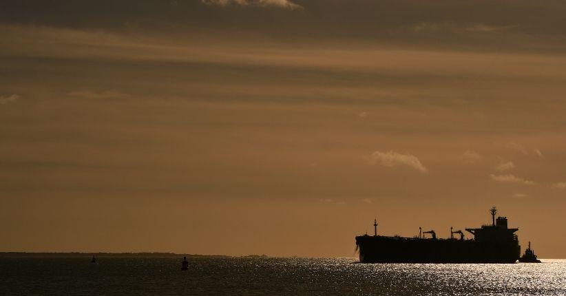 Harga Minyak Dunia Anjlok 6 Persen, WTI Jadi 42 Dolar AS per Barel