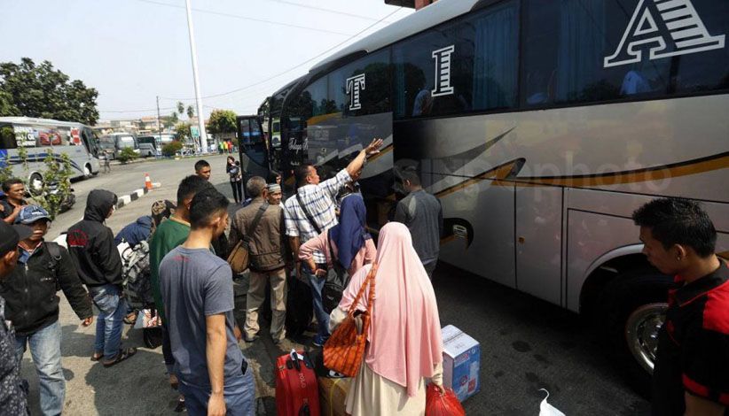H+3 Lebaran, Masih Ada Pemudik Berangkat dari Terminal Kp Rambutan