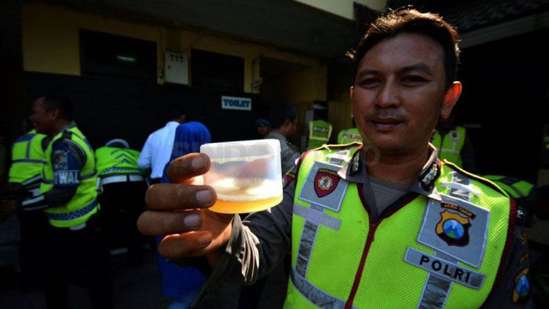 Operasi Nila Jaya 2018, Polres Jaksel Gelar Tes Urine di Pasar Manggis