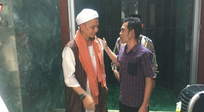 Ustaz Arifin Sebut Musyawarah Ulama Akan Bahas Sikap TGB Dukung Jokowi